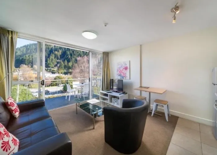 Mountain View City Apartment